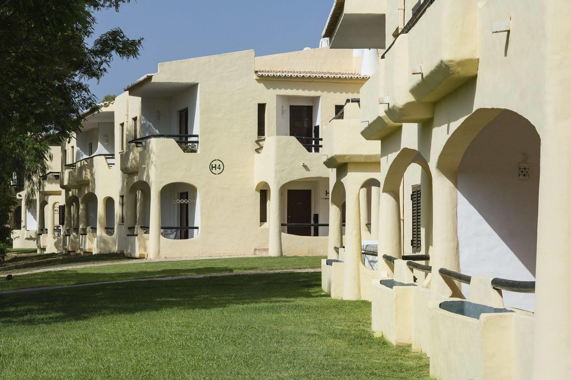 Апарт отель Alvor Clube Brisamar Экстерьер фото
