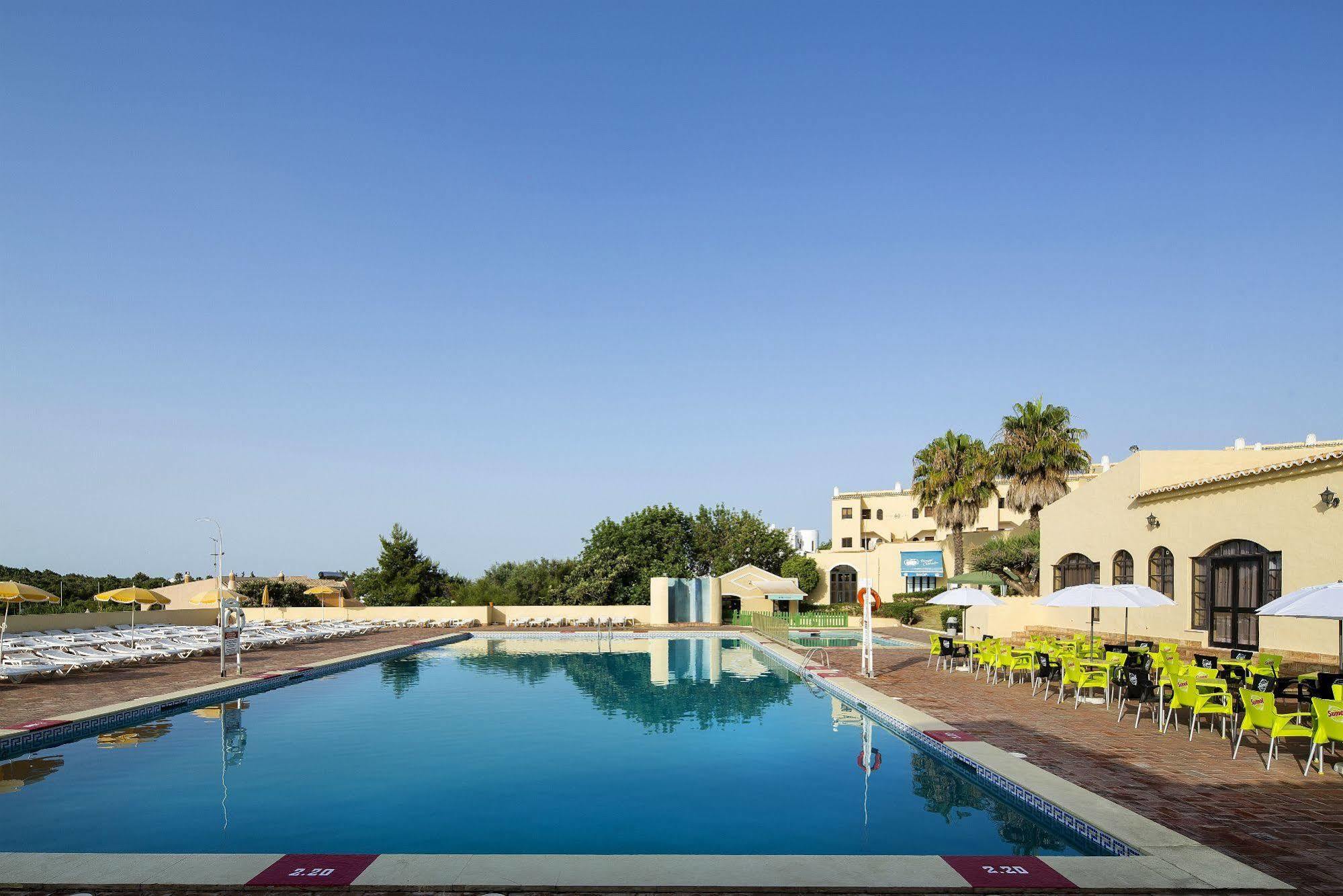 Апарт отель Alvor Clube Brisamar Экстерьер фото