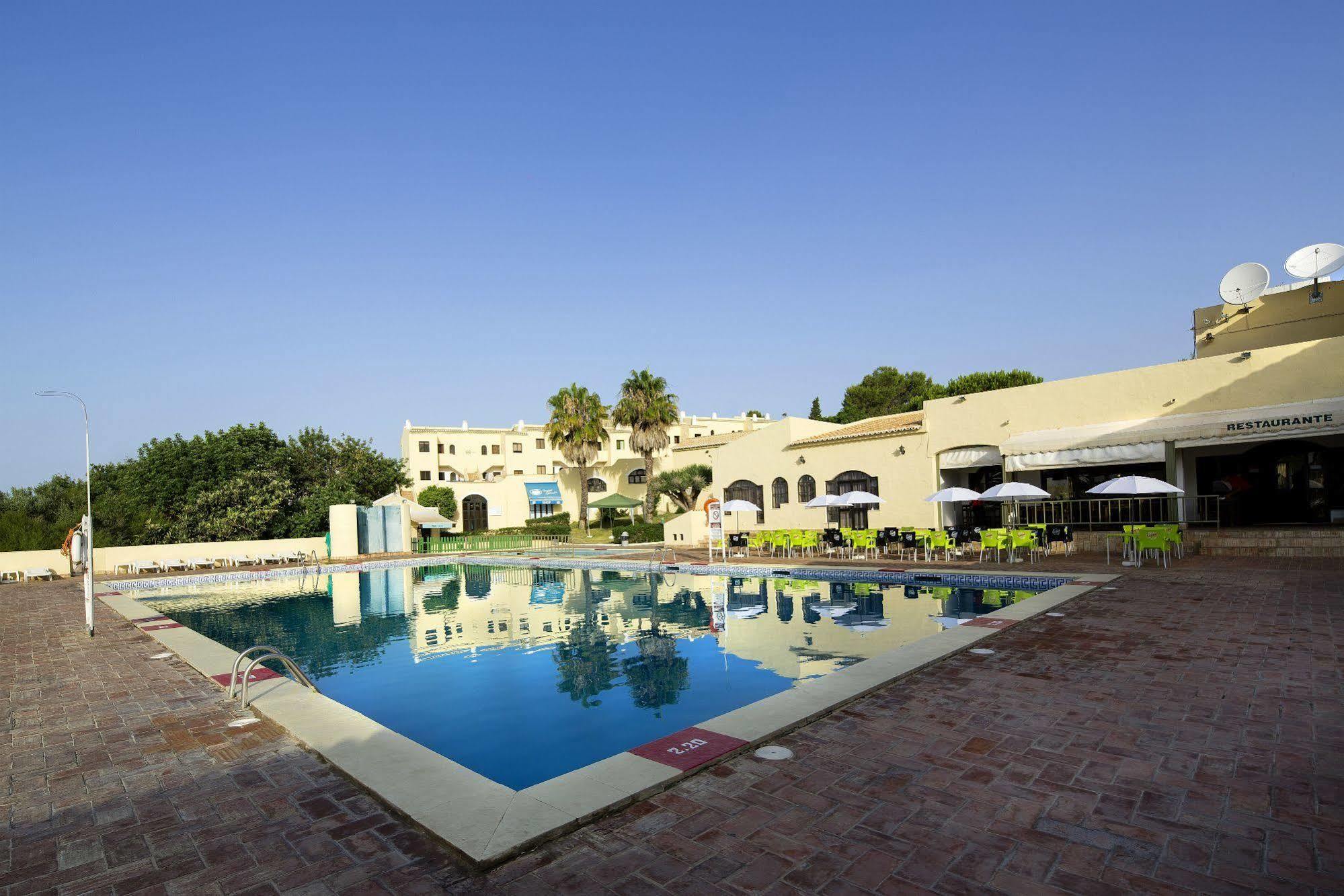 Апарт отель Alvor Clube Brisamar Экстерьер фото